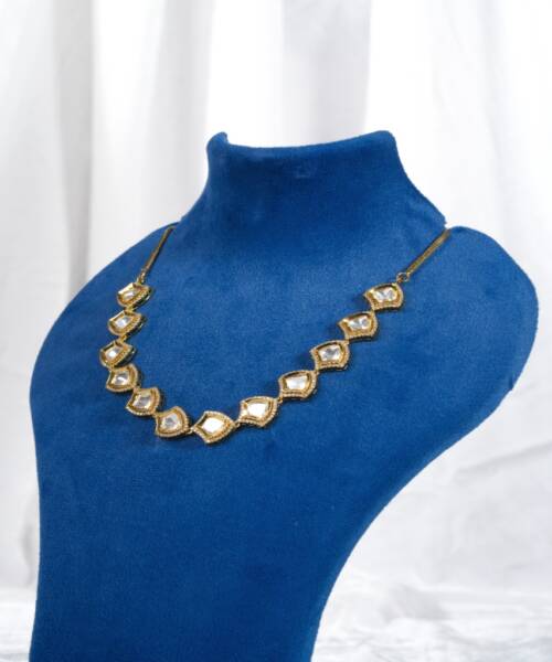 Elegant Kundan-Inspired Geometric Moissanite Necklace